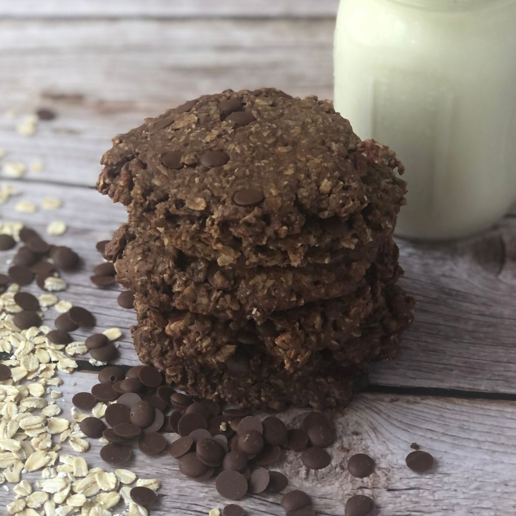 PEANUT BUTTER & OATS CAROB COOKIES Missy J's