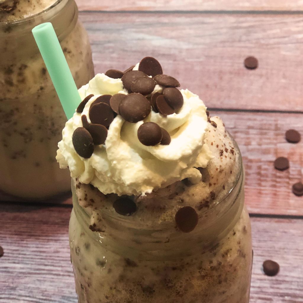 CAROB MINT CHIP MILKSHAKE