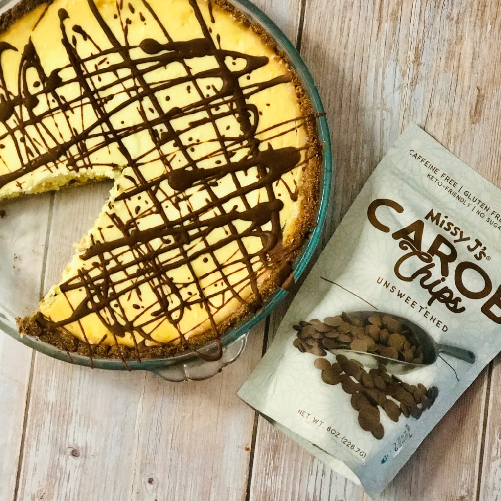 CAROB DRIZZLED CHEESECAKE